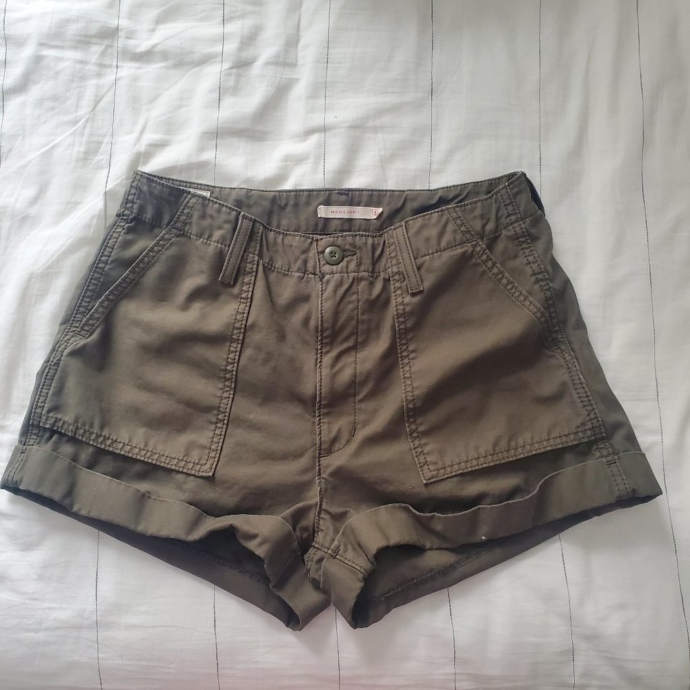 High Waisted Levis Ribcage Utility Shorts